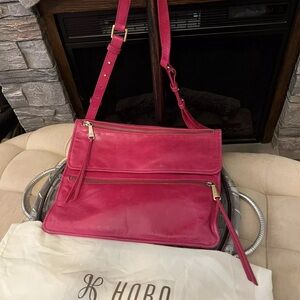 Hobo Pink Leather Shoulder Bag